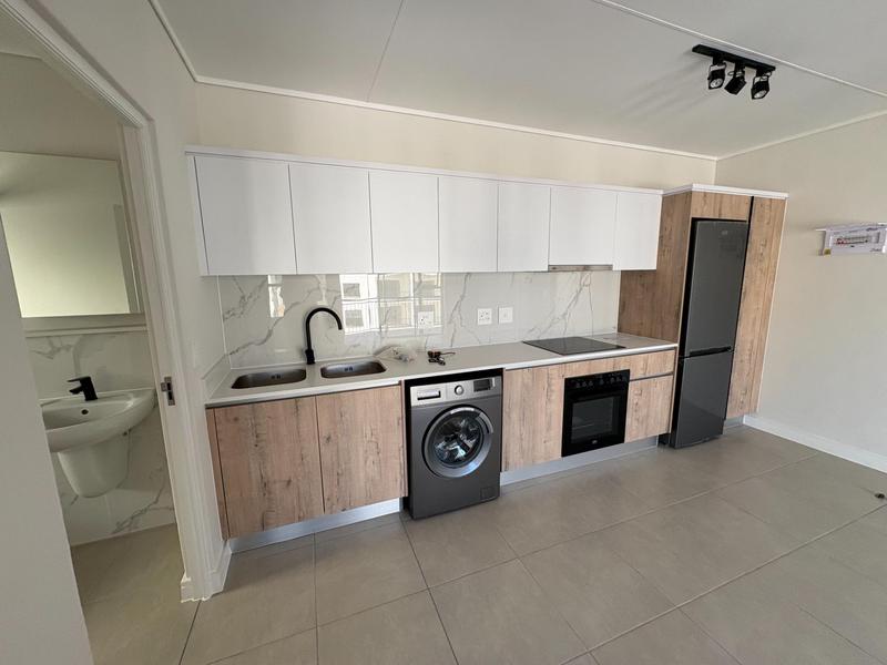 To Let 1 Bedroom Property for Rent in Richwood Western Cape